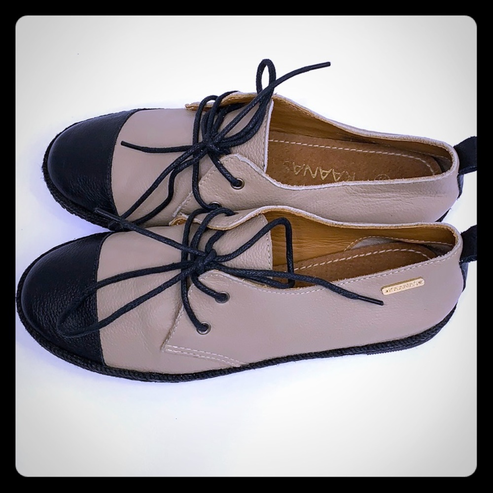 Kaanas Leather Black Toe Beige Straw Sole Shoes